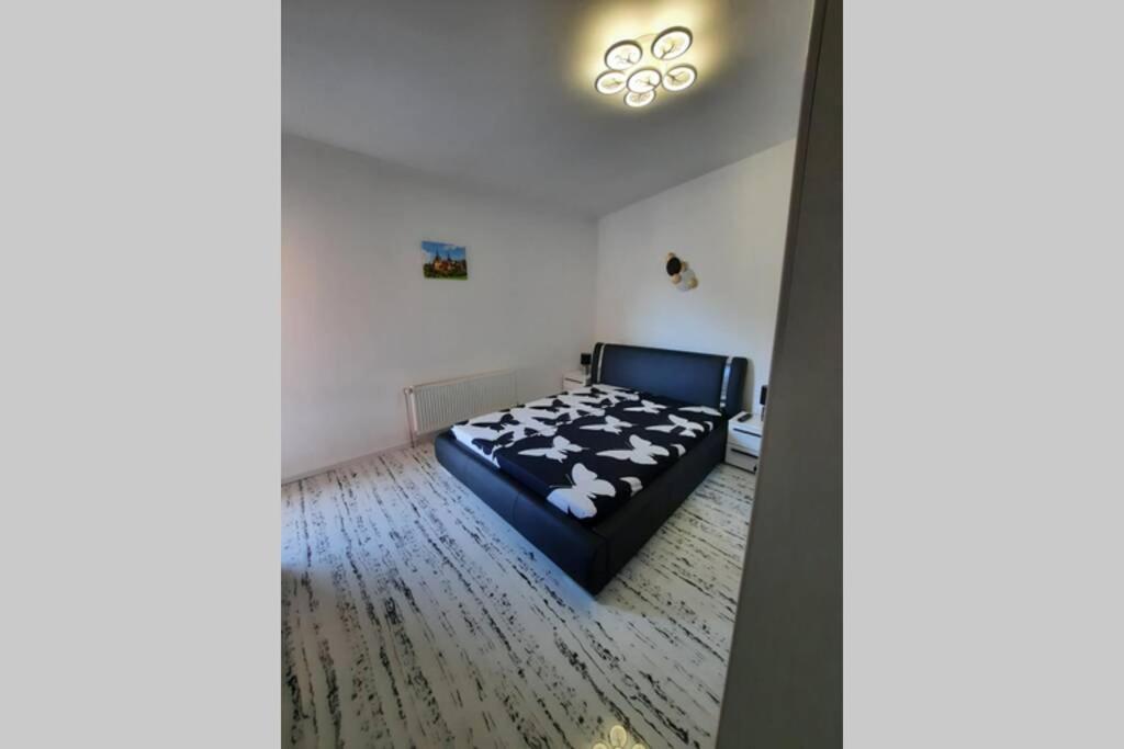 Apartament Erika Sinaia Ngoại thất bức ảnh