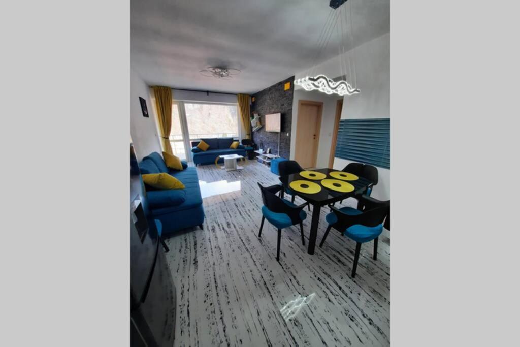 Apartament Erika Sinaia Ngoại thất bức ảnh